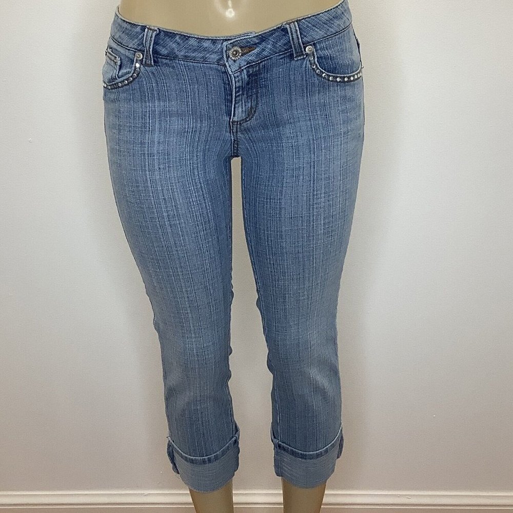 Y2K Size 5 So BoomBoom Blue Denim Cuffed Jean Capri With Stones On Pockets.